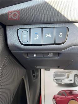هيونداي ايونك